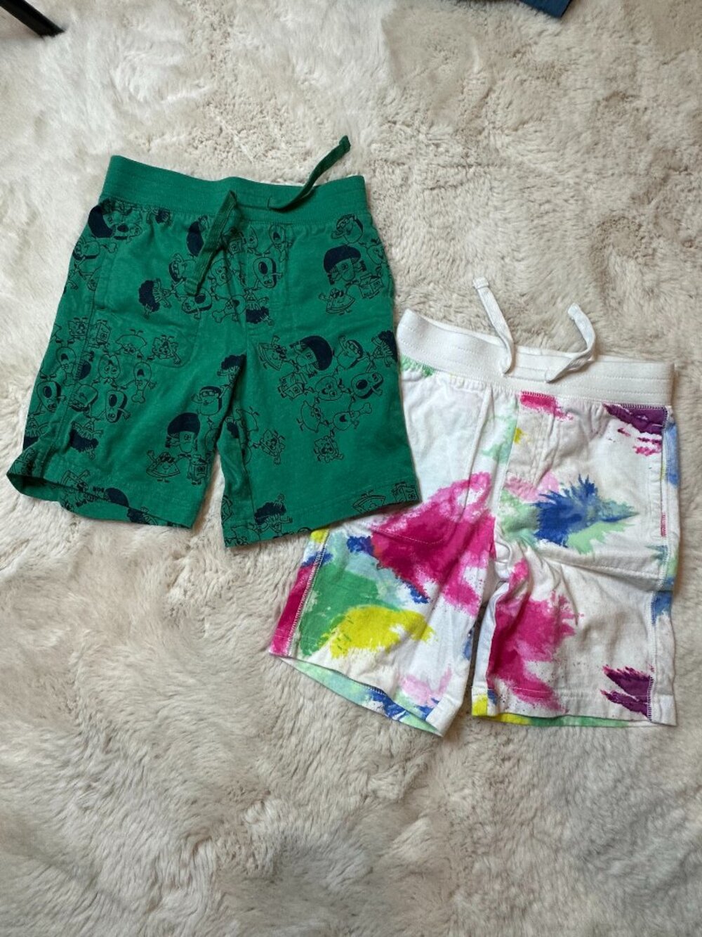 2 Pairs of Gap Playtime Favorite Shorts - Size 5 Toddle